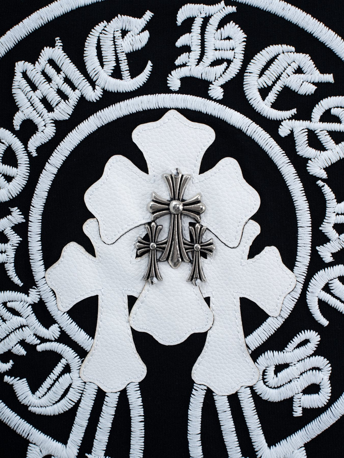 Chrome Hearts Horseshoe Cross Graphic T-Shirt — detail
