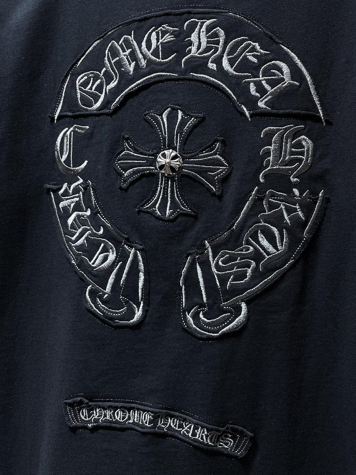 Chrome Hearts Cross & Horseshoe Embroidered Short-Sleeve T-Shirt — detail